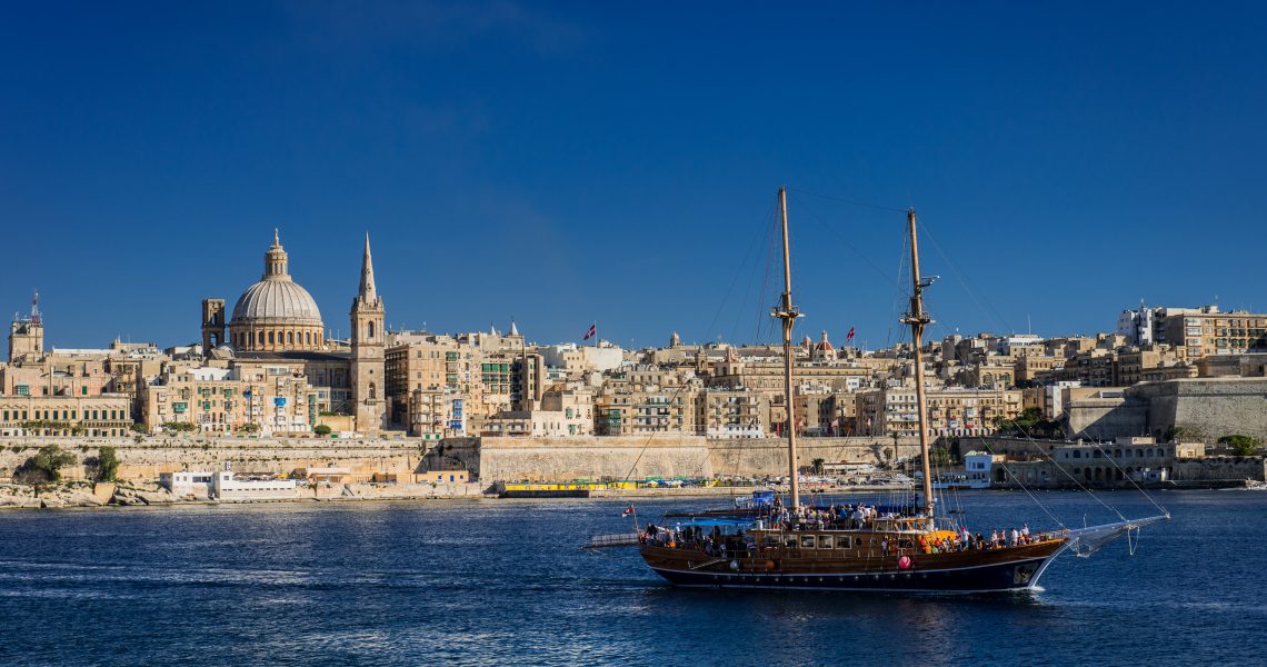 2 недели английского языка на Мальте бесплатно